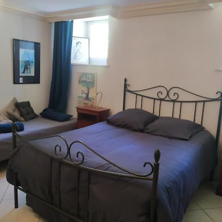 Qui Vivra Verra Bed and Breakfast Le Mesnil-Amey Εξωτερικό φωτογραφία
