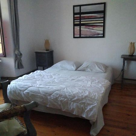 Qui Vivra Verra Bed and Breakfast Le Mesnil-Amey Εξωτερικό φωτογραφία
