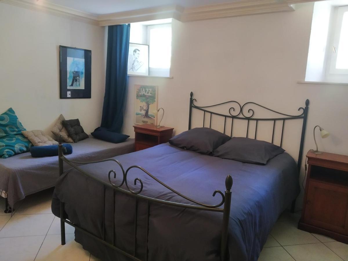 Qui Vivra Verra Bed and Breakfast Le Mesnil-Amey Εξωτερικό φωτογραφία