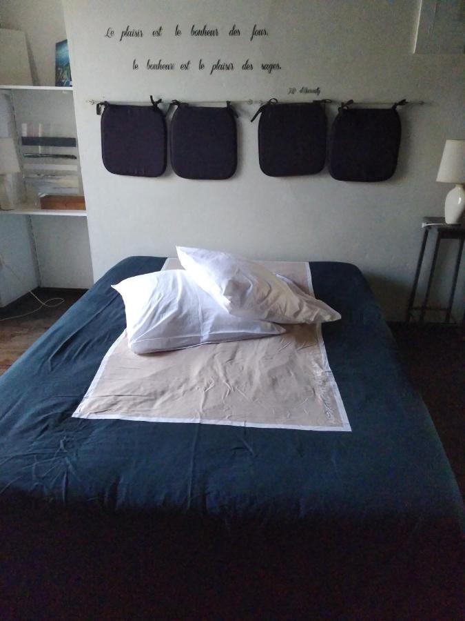 Qui Vivra Verra Bed and Breakfast Le Mesnil-Amey Εξωτερικό φωτογραφία